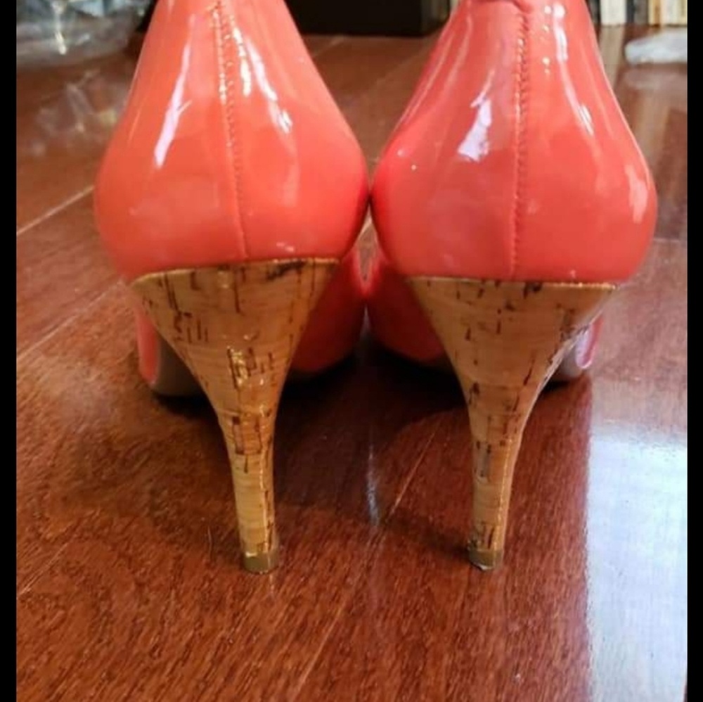 Jessica Simpson Pumps - Picture 3 of 4